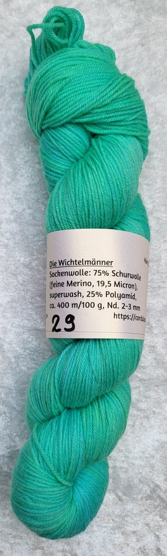 4-fach Sockenwolle: 75 % Schurwolle, 25 % Polyamid