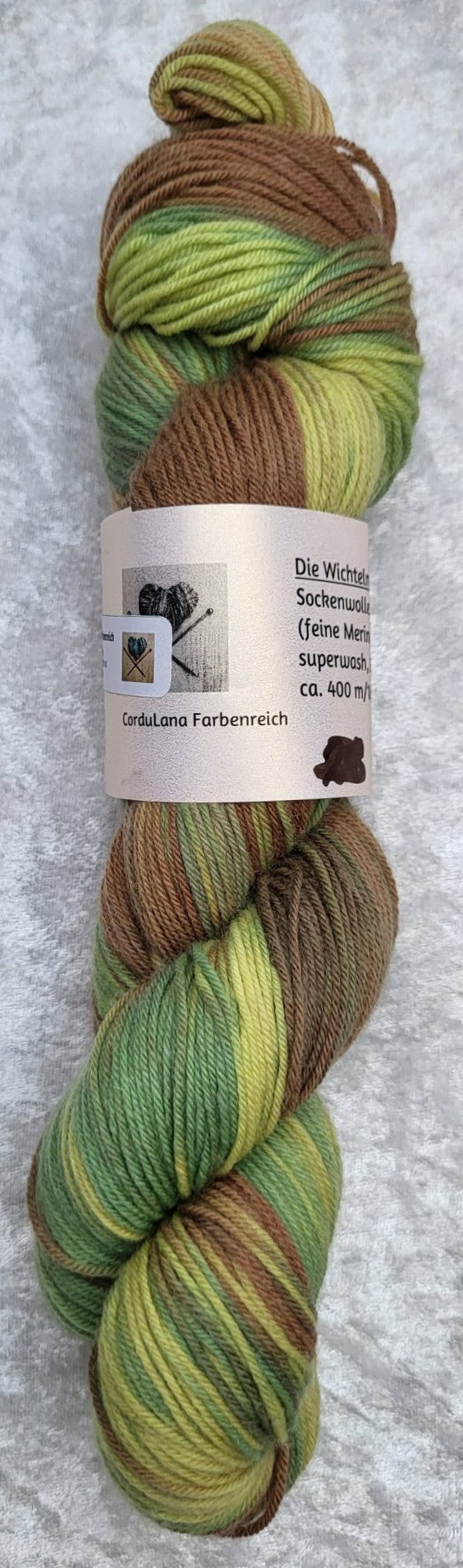 4-fach Sockenwolle: 75 % Schurwolle, 25 % Polyamid