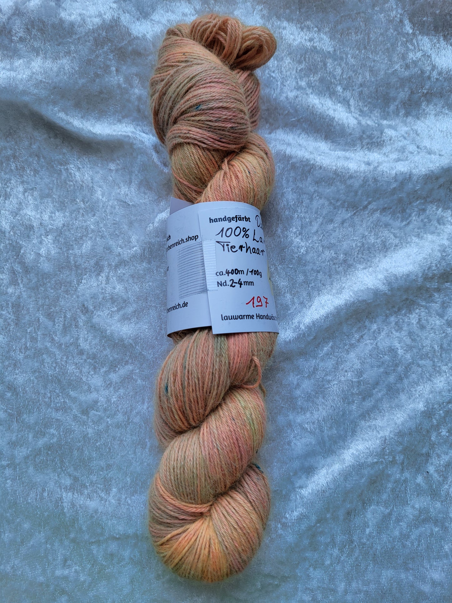 Der Mond: 100 % Tierhaar: Lama, ca. 400 m / 100 g