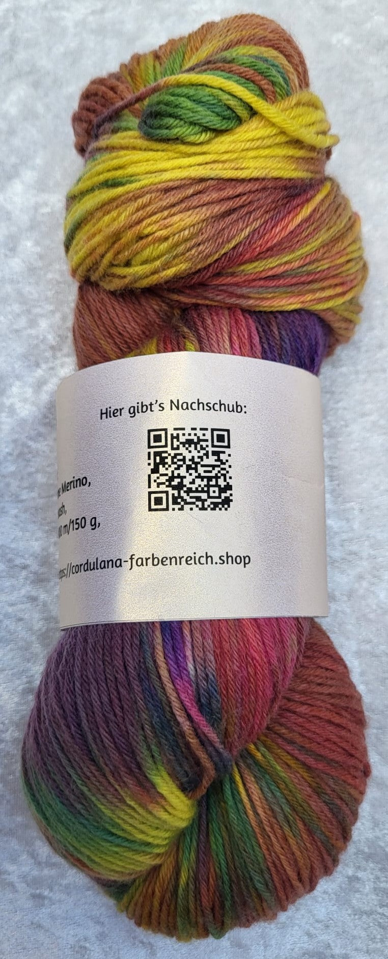 6-fach Sockenwolle: 75 % Schurwolle, 25 % Polyamid