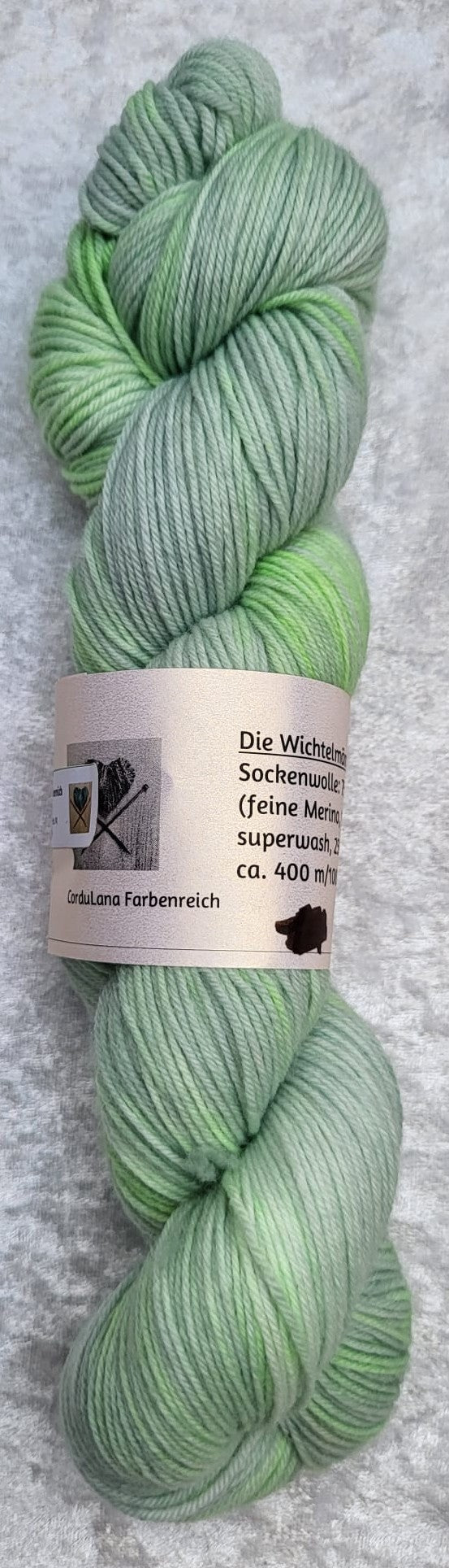 4-fach Sockenwolle: 75 % Schurwolle, 25 % Polyamid