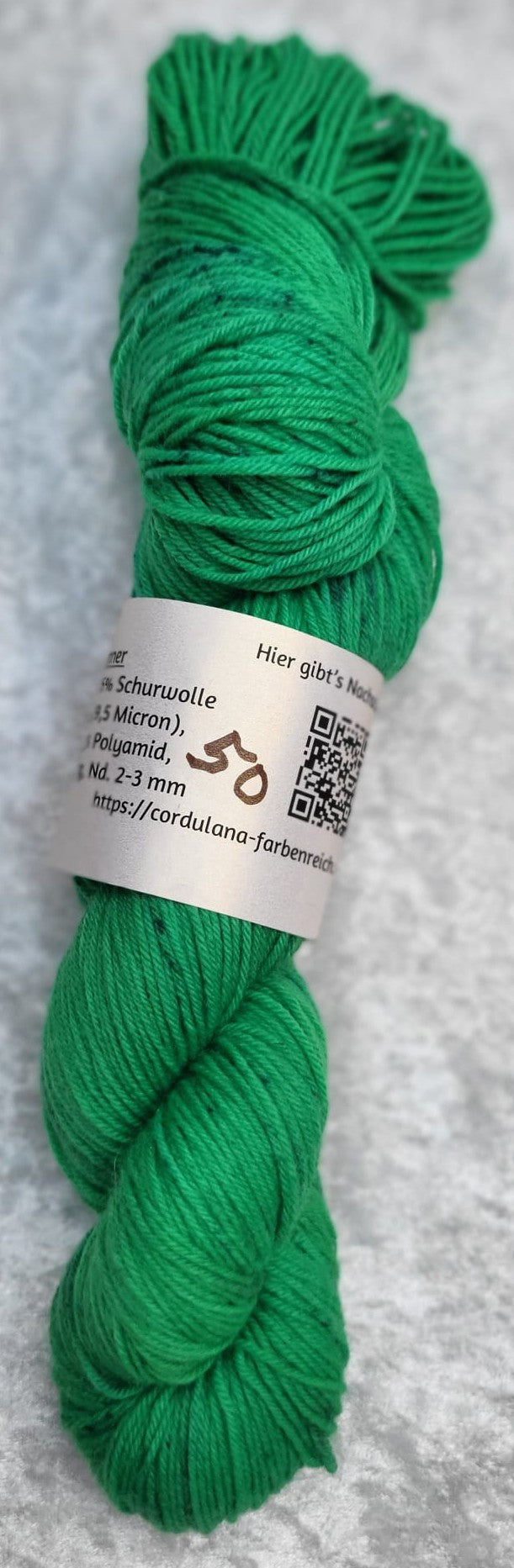 4-fach Sockenwolle: 75 % Schurwolle, 25 % Polyamid