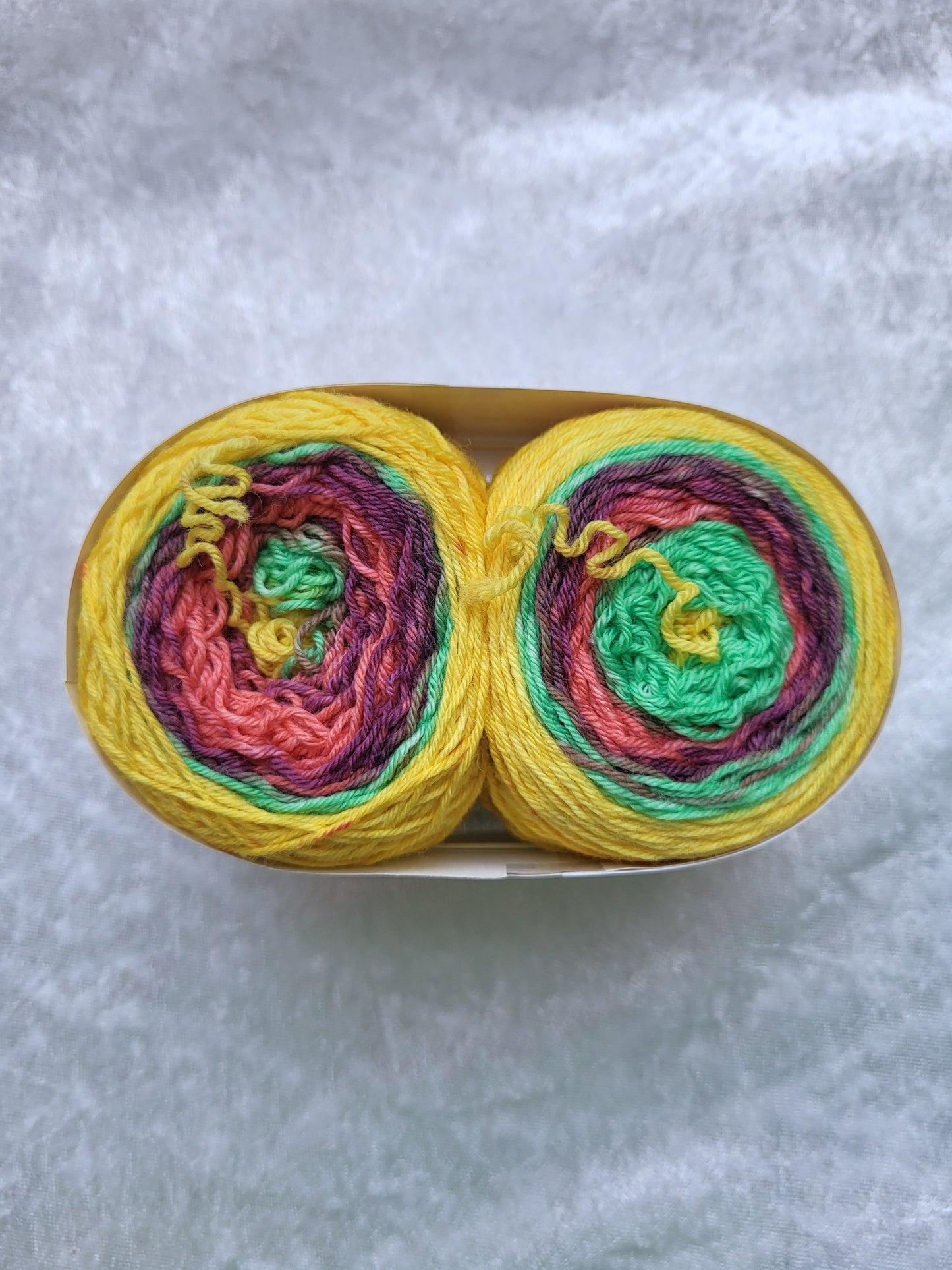 Sockenwolle 2 Gleiche, 75 % Wolle (Merino superwash), 25 % Polyamid (Nylon) 2x 50 g
