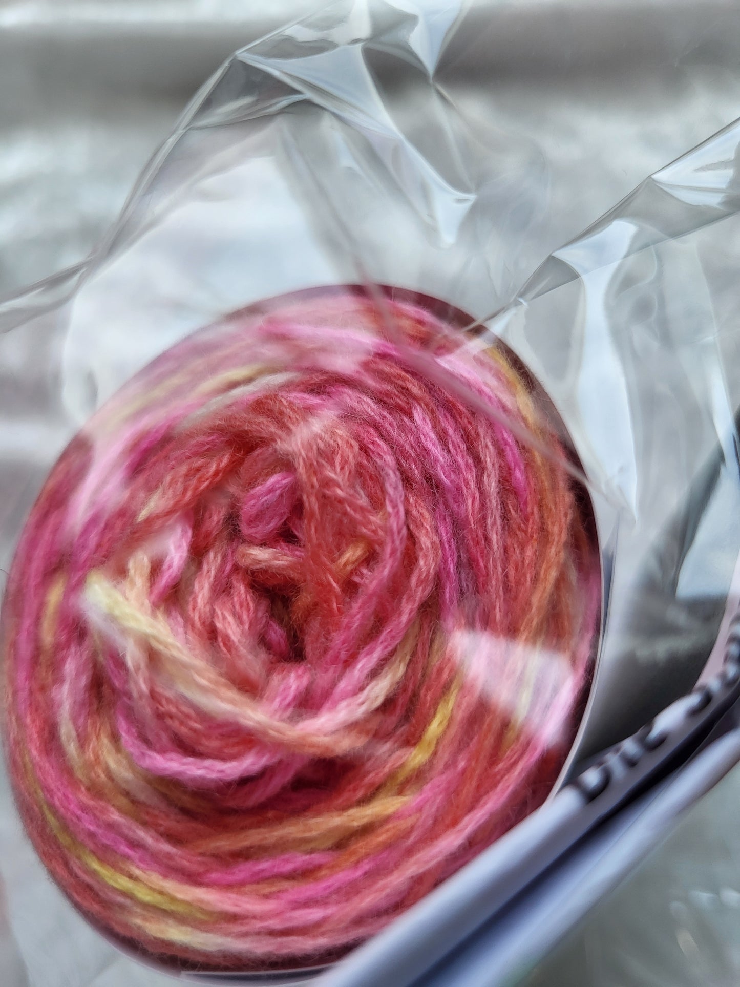 100 % Kaschmir ca. 115 m / 25 g